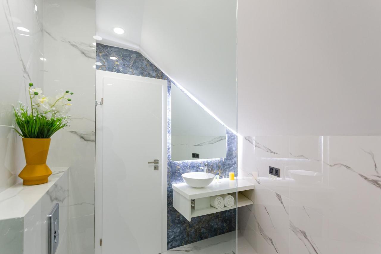 Orden Apart Hotel Tbilissi Extérieur photo